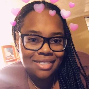 Meet your Posher, Latoya